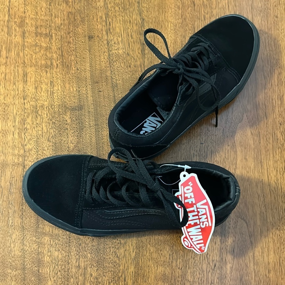 NEW Vans Okd Skool Shoe Black on Black Size 10